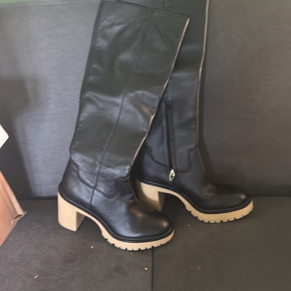 DOLCE VITA Waterproof Leather Corry H20 Lug-Platform Tall Boots Size 7.5 see - Picture 8 of 9